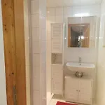 Haus Am Bach 公寓 *